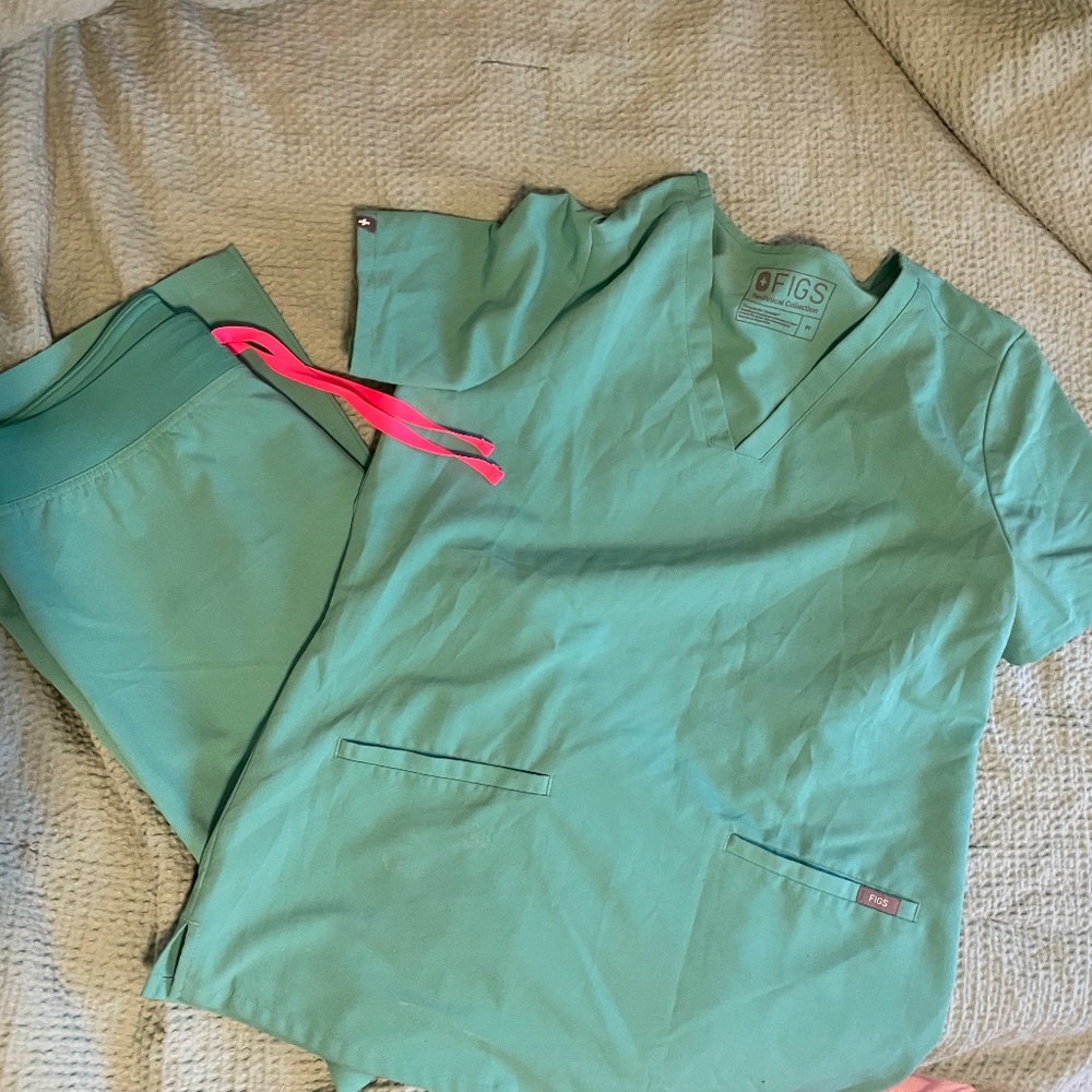 Figs Womens Scrub Set Medium